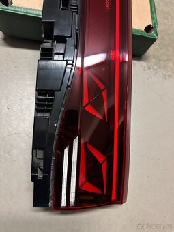 VW Touareg světlo - 2