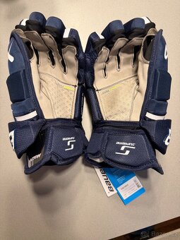 Nové hokejové rukavice Bauer supreme Mach vel.14 - 2