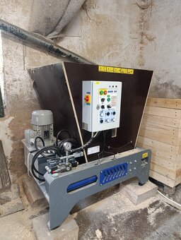 Briketovací lis ngn 30 - 2