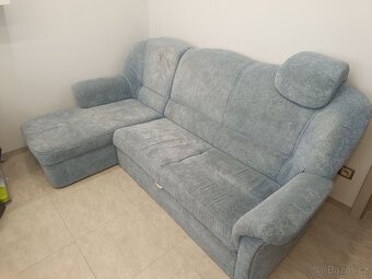prodám modrý gauč - 2