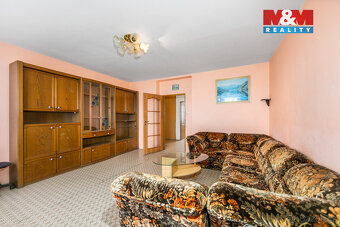 Prodej bytu 3+1 s lodžií i garáží, 75 m², Chodská Lhota - 2