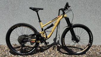 Horské kolo / enduro Kellys Swag 30 (model 2020) - 2
