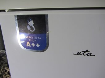 Lednice s mrazákem ETA 236590000, funkční - 2