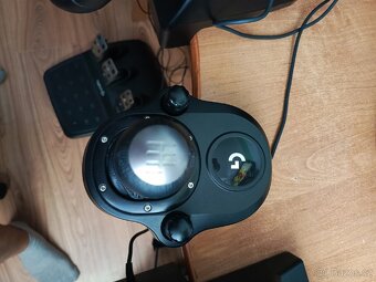 Volant,pedále Logitech G29 a řadící páka, joystick - 2