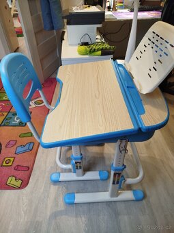 Rostoucí stůl a židle - 2
