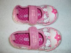 Sanrio-Úžasné boty/balerínky/cvičky, vel. 19. - 2
