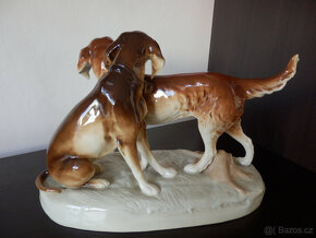 porcelánová soška - Lovečtí psi - 2