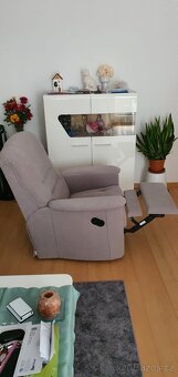 Polohovací křeslo - 2