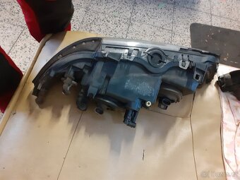 Bmw e39  přední světla - 2