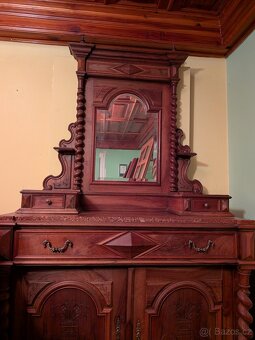 Starožitná skříň,komoda se zrcadlem - 2