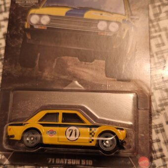Hotwheels Datsun 510 rally silver series - 2