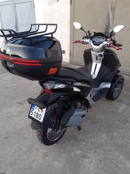 Piaggio 300 MP3 Yourban - 2