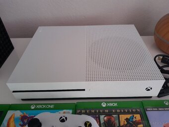 Xbox one s 1TB - 2