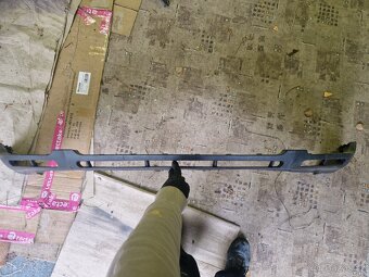 VW Passat B5.5 přední podnárazník - 2