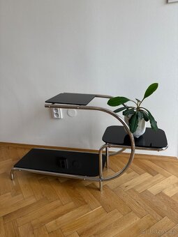 Kvetinovy stolek chrom, funkcionalismus - 2