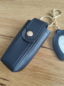 Černý obal na rtěnku - 2