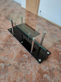 Skleněný televizní stolek - 2