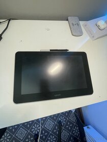 Wacom One - Grafický tablet - 2