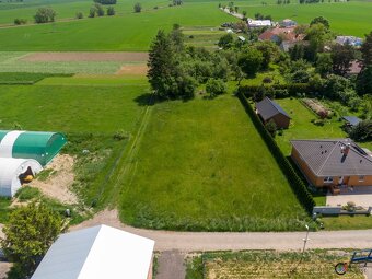 Prodej stavebního pozemku 1.589 m2, Moravany - Moravanský - 2