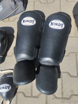 Chrániče na kickbox, thajský box, bojové sporty. - 2