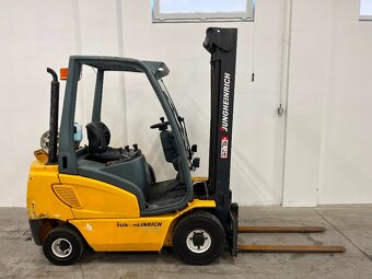 Jungheinrich TFG 320 vysokozdvižný vozík (01390) - 2