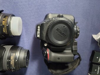 Nikon D5300 + 3 objektivy a další příslušenství - 2