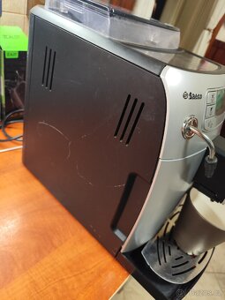 Prodám automatický kávovar Saeco Intelia Evo 8752 - 2