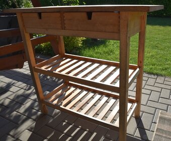 Stolek Ikea - 2