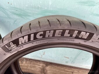 Letní pneu Michelin pilot sport 4S, 255/35 ZR19. - 2