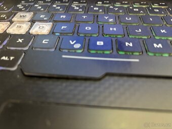 ASUS ROG STRIX SCAR II GL504GV - 2