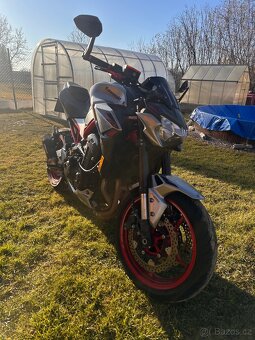 Kawasaki Z900 - 2