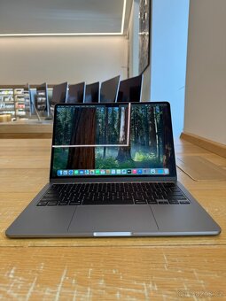 TOP APPLE MACBOOK AIR 13,6 M2 8GB 512 GB SSD - ZÁRUKA FA - 2