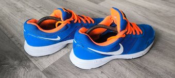 Tenisky Nike 40,5 - 2