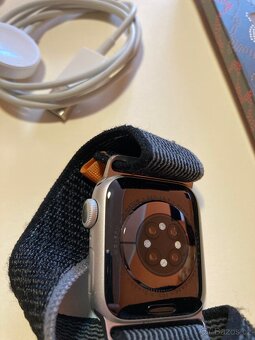 Apple Watch Series 6 - 2
