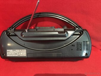 Staré rádio Aiwa - 2