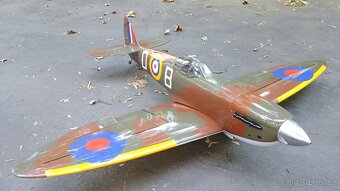 Spitfire Hangar9 - 2