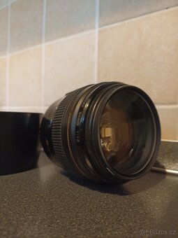 Objektiv Canon EF 85mm f1.8 - 2