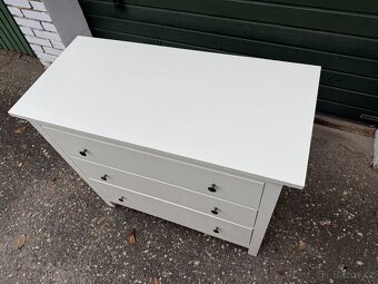 Komoda Hemnes se 3 zásuvkami - bílá lesklá - 2