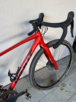 Gravel kolo Giant Revolt 1 červená - 2