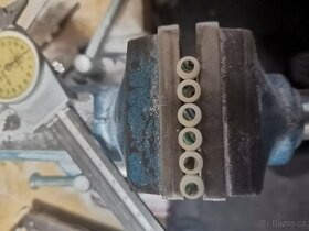 Kostěné kolíčky 5,5mm nebo 5,35mm pod hlavou - 2