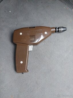 Piko mechanik modelářská vrtačka - 2