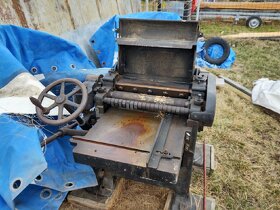 Třístranná hoblovka protahovačka - 2