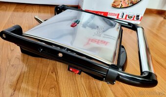 Kontaktní gril Tefal GC241D - 2