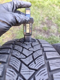 Zimní pneu 205/55/16 - 2