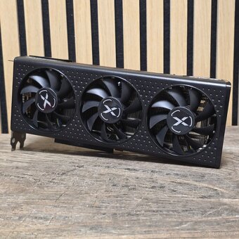 XFX AMD Radeon RX 6600XT Speedster QICK 308 8GB - 2