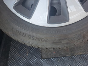 Zimní pneu Barum 205/55/16 - 2