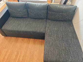 Rozkládací pohovka ve výborném stavu - 2