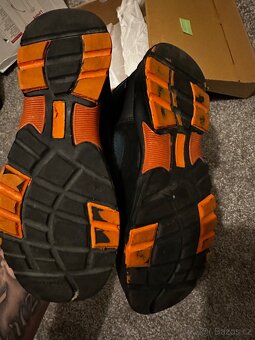 Prodám panské pracovní boty vel 43 - 2