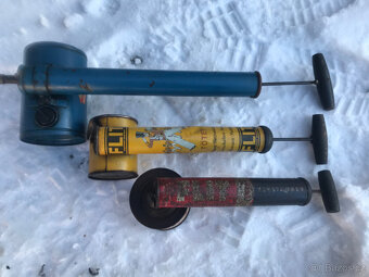 Velmi staré rozprašovače - 2