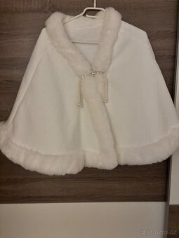 Svatební šaty a kabátky - 2